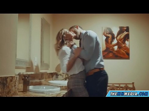 ❤️ Cum busty flava seducit in latrinae publicae Sluts at la.dickies-shop.ru